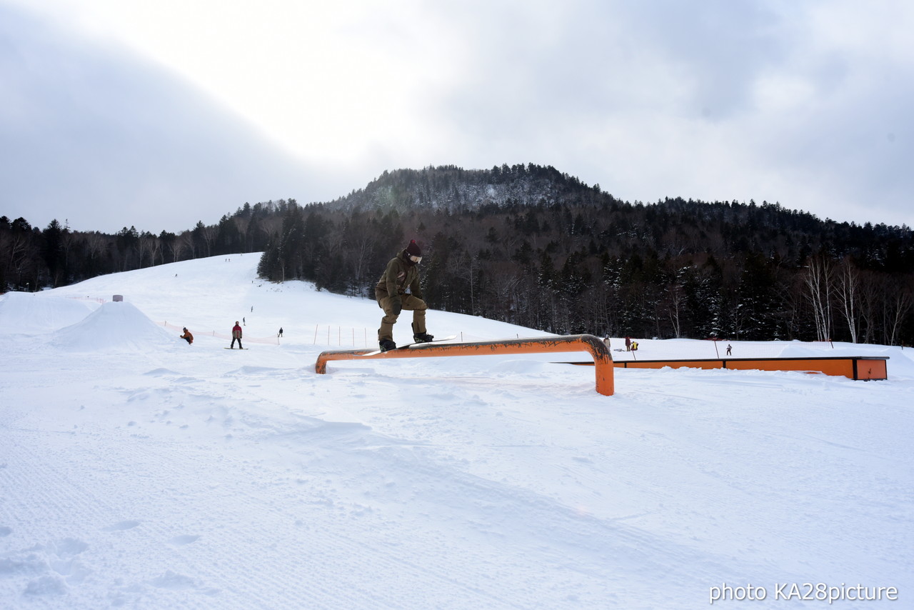 国設阿寒湖畔スキー場『ウタラ』 BURTONSNOWBOARD・花田正義さんと楽しむ、ナチュラル＆スノーパーク!!